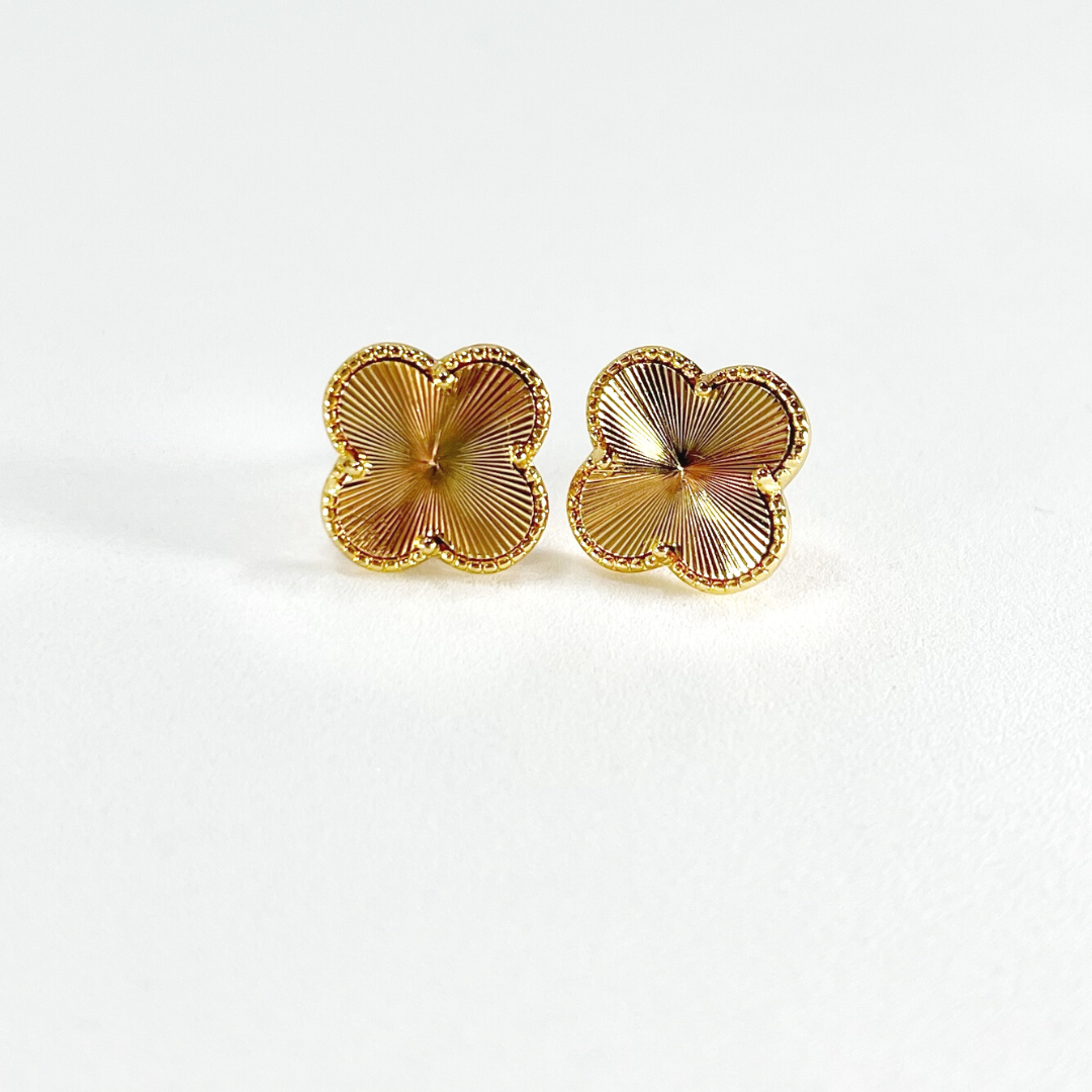 Mia Clover Stud Earrings