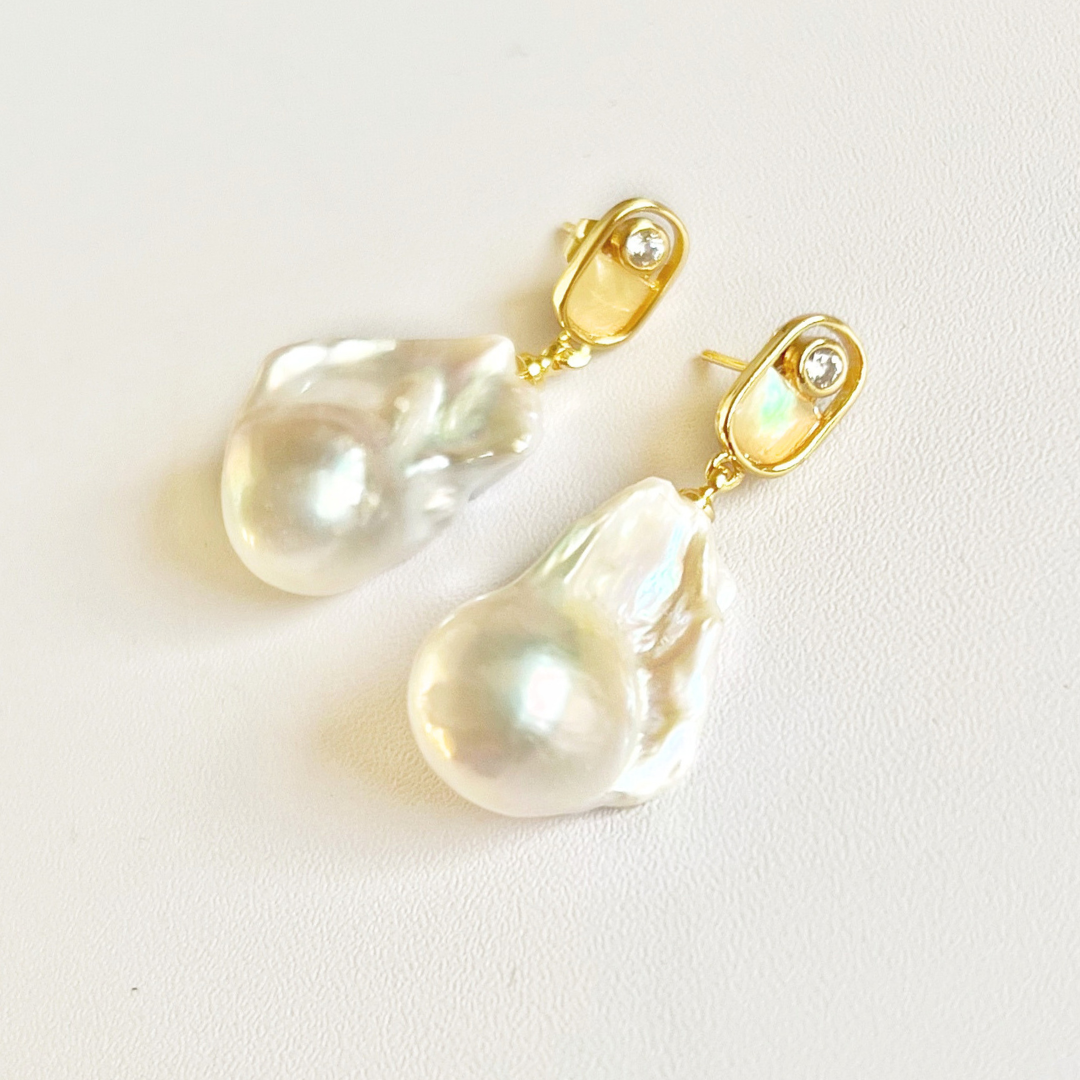 Hajar Pearl Dangle Earrings