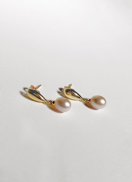 EOR0006 Dangle Pearl Earrings