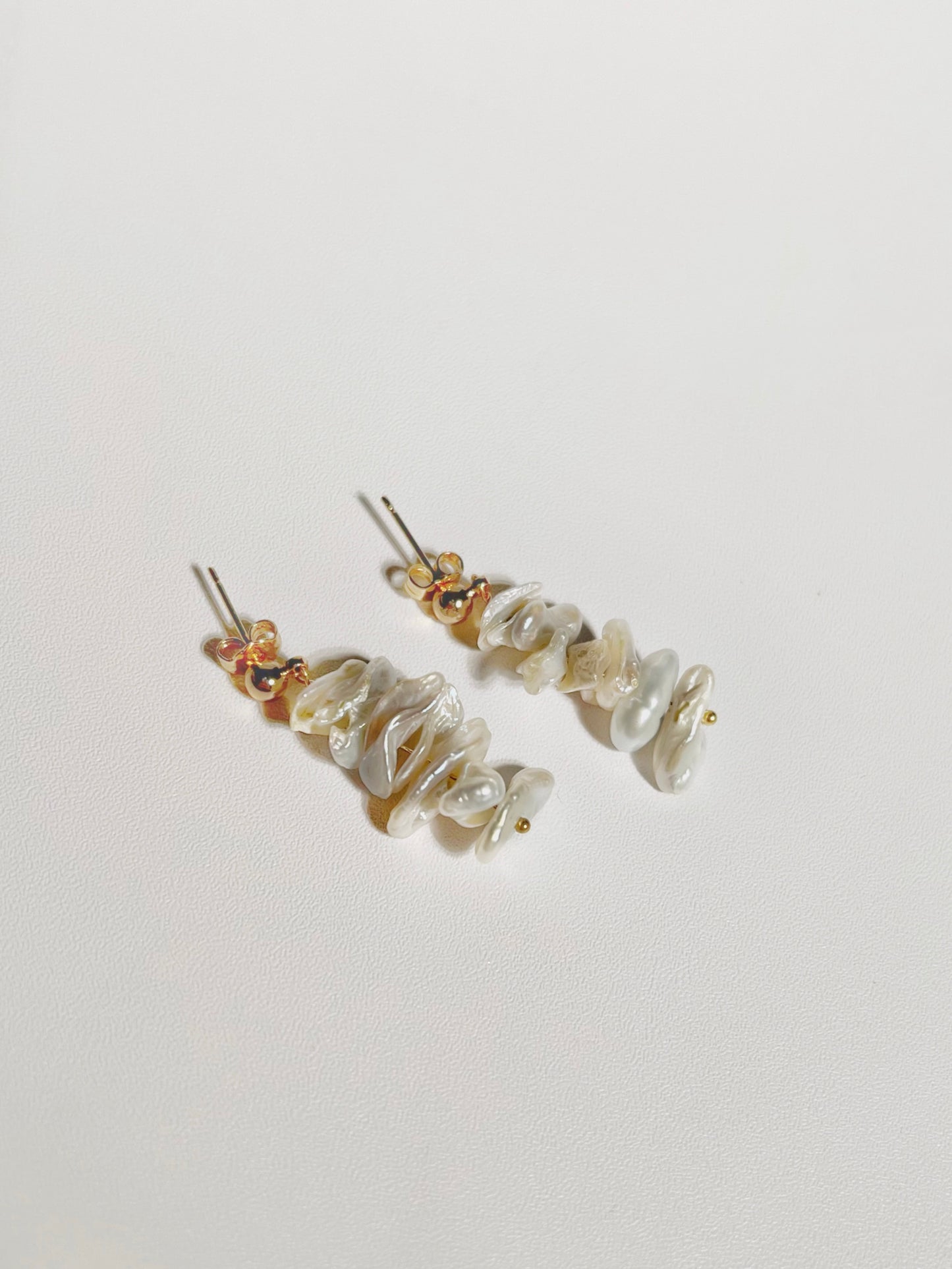 EOR0009 Dangle Keshi Pearl Earrings