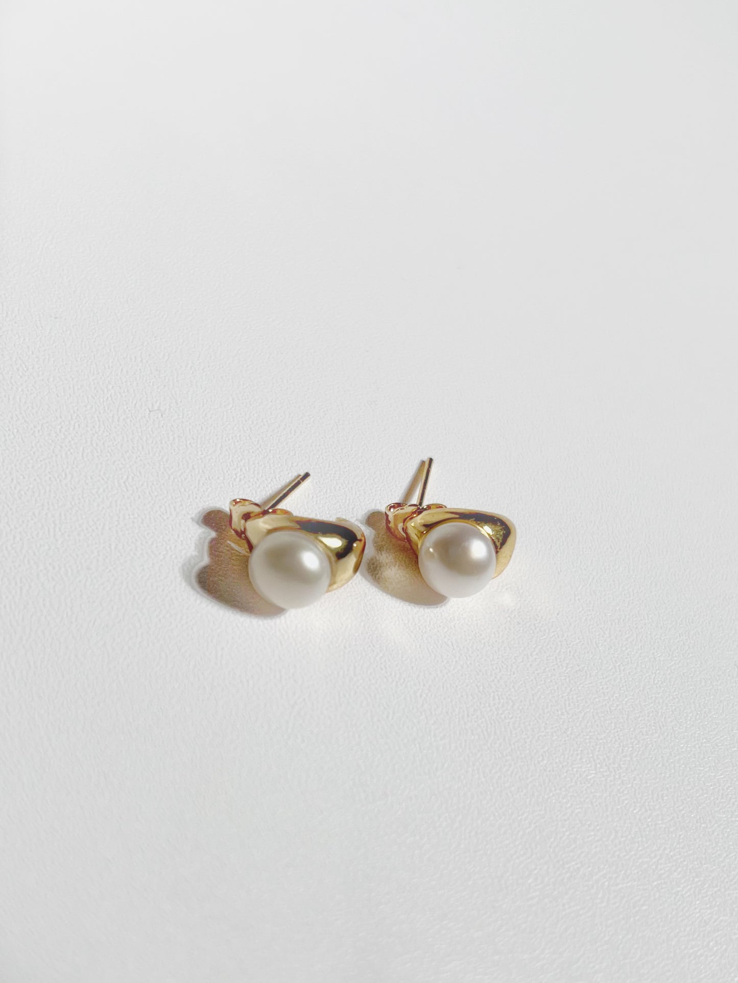 EOR0013 Drop Pearl Earrings