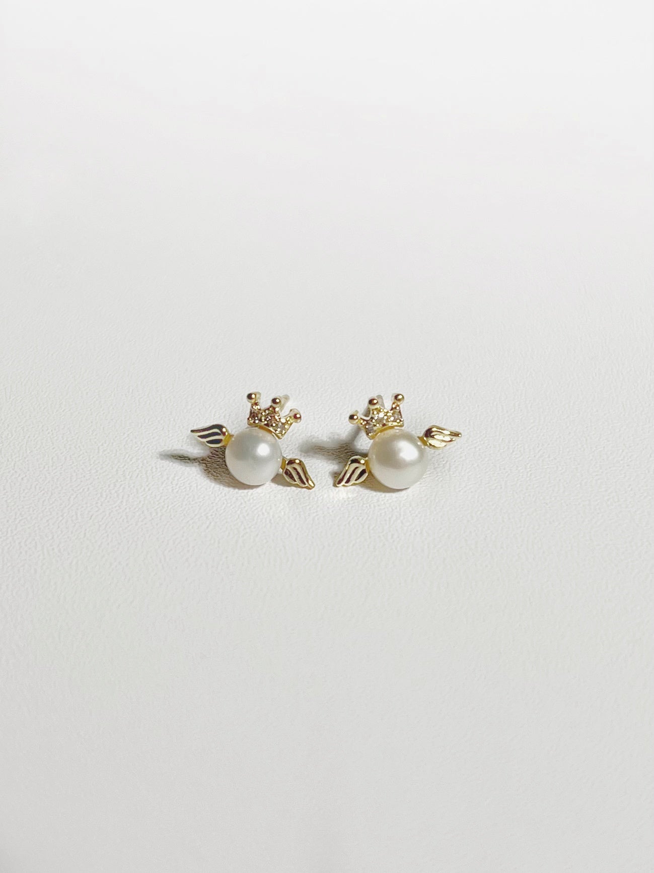 EOR0019 Stud Pearl Earrings