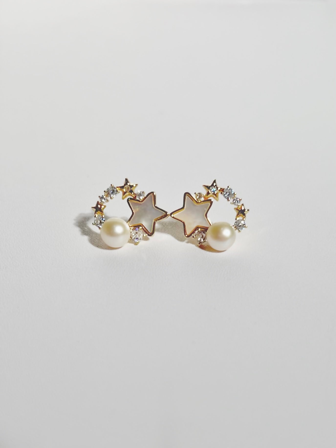 EOR0020 Stud Pearl Earrings