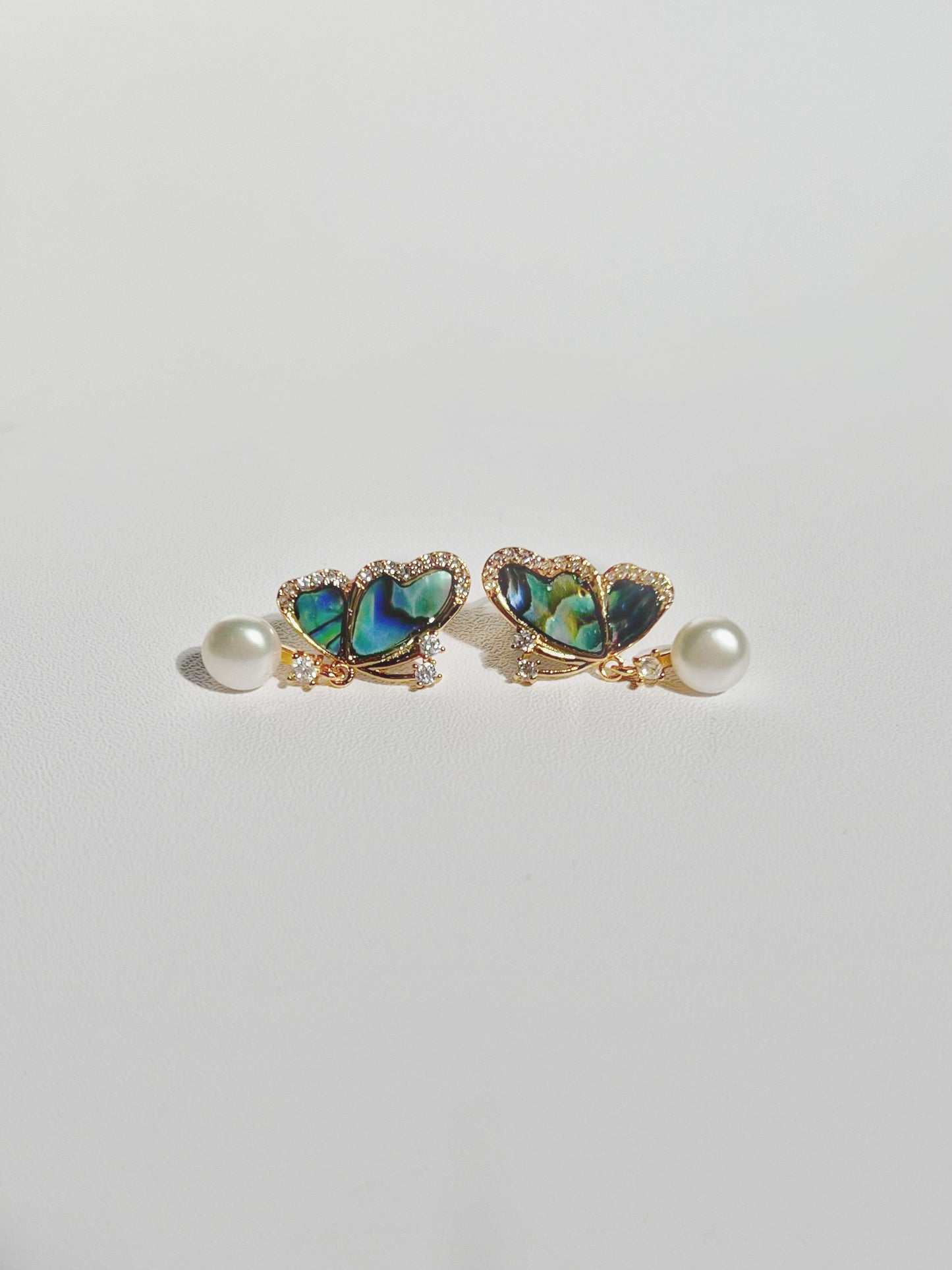 EOR0031 Dangle Pearl Earrings