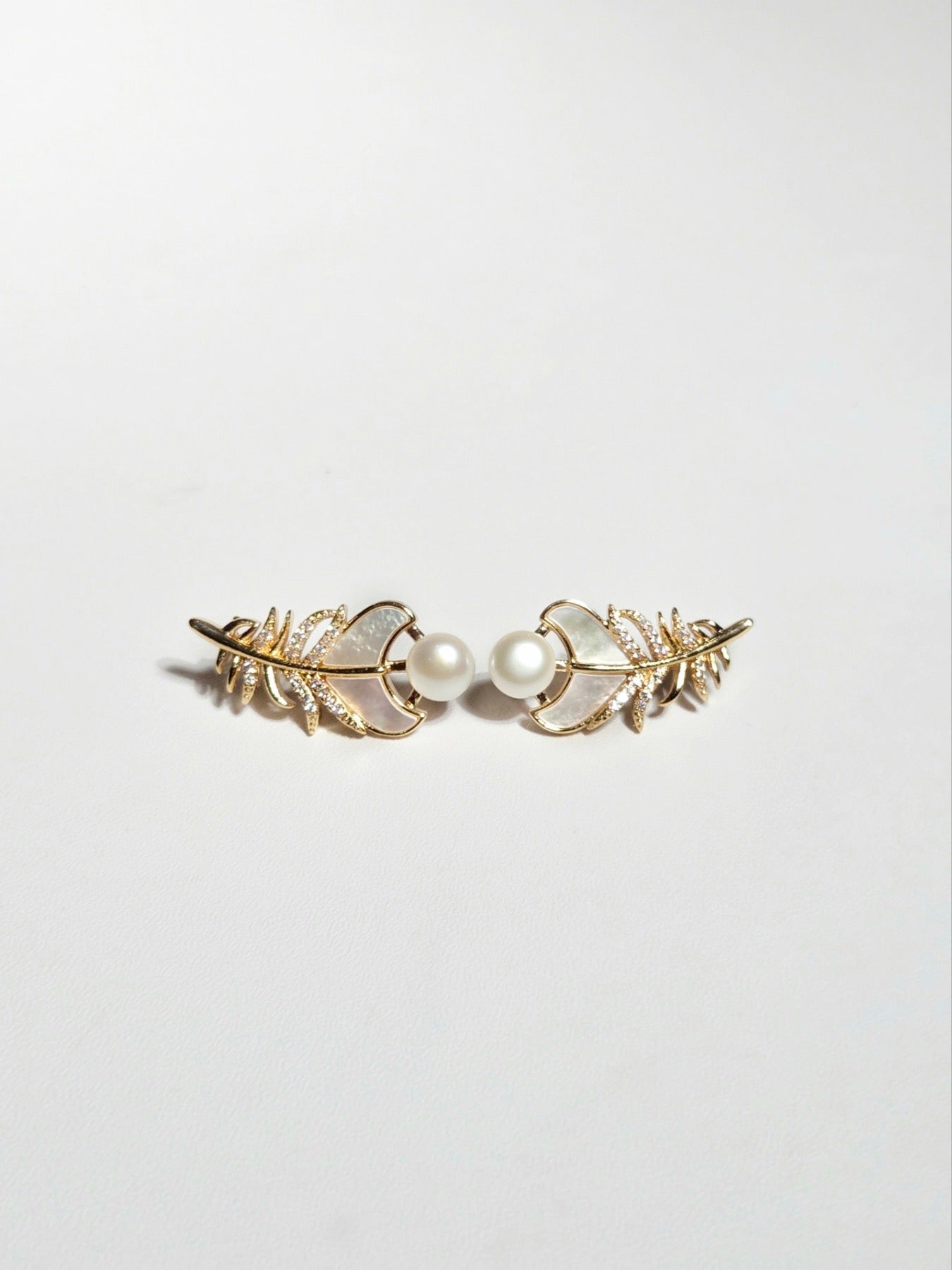 EOR0043 Stud Pearl Earrings