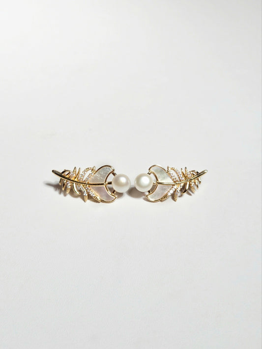 EOR0043 Stud Pearl Earrings