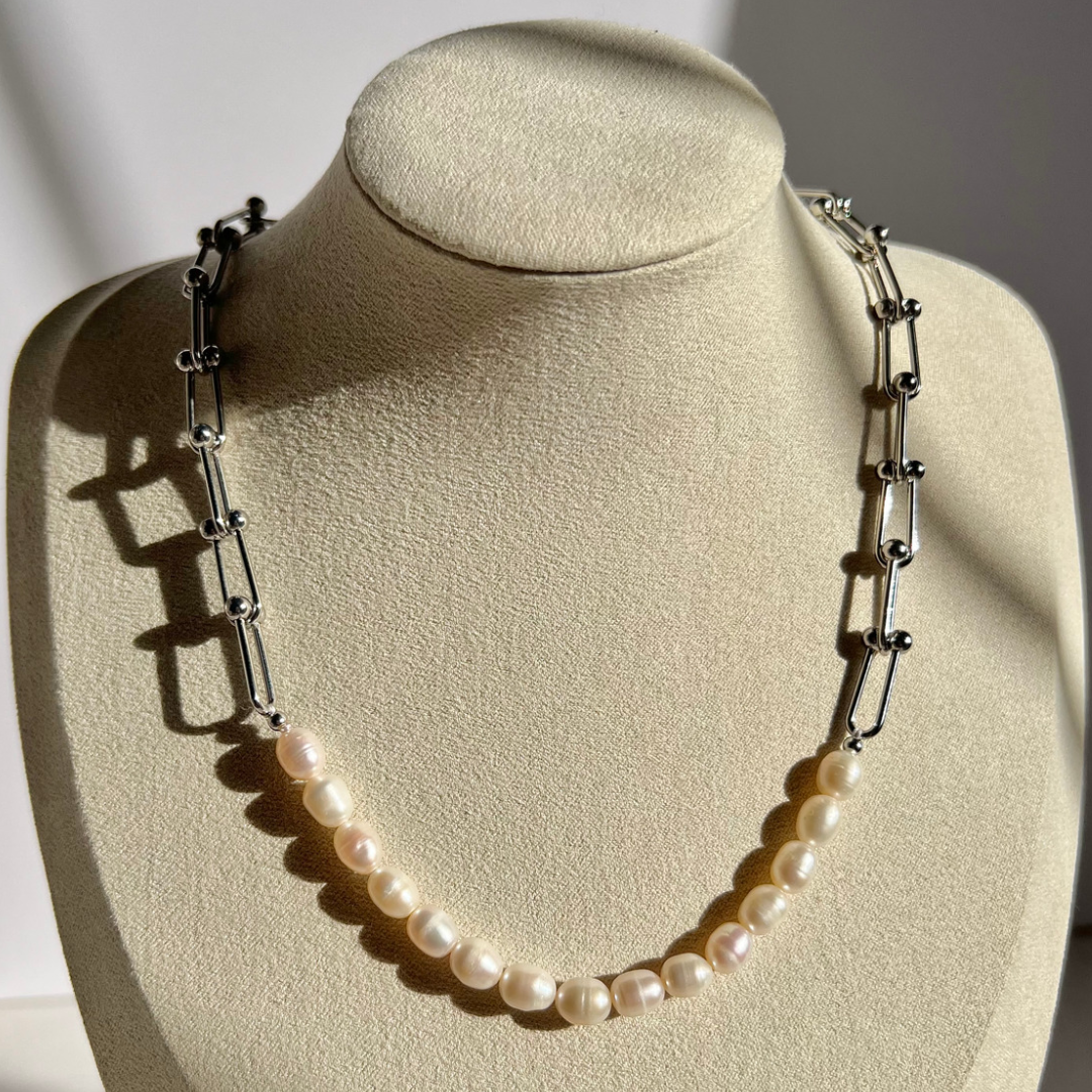Maxine Fashion Pearl Necklace