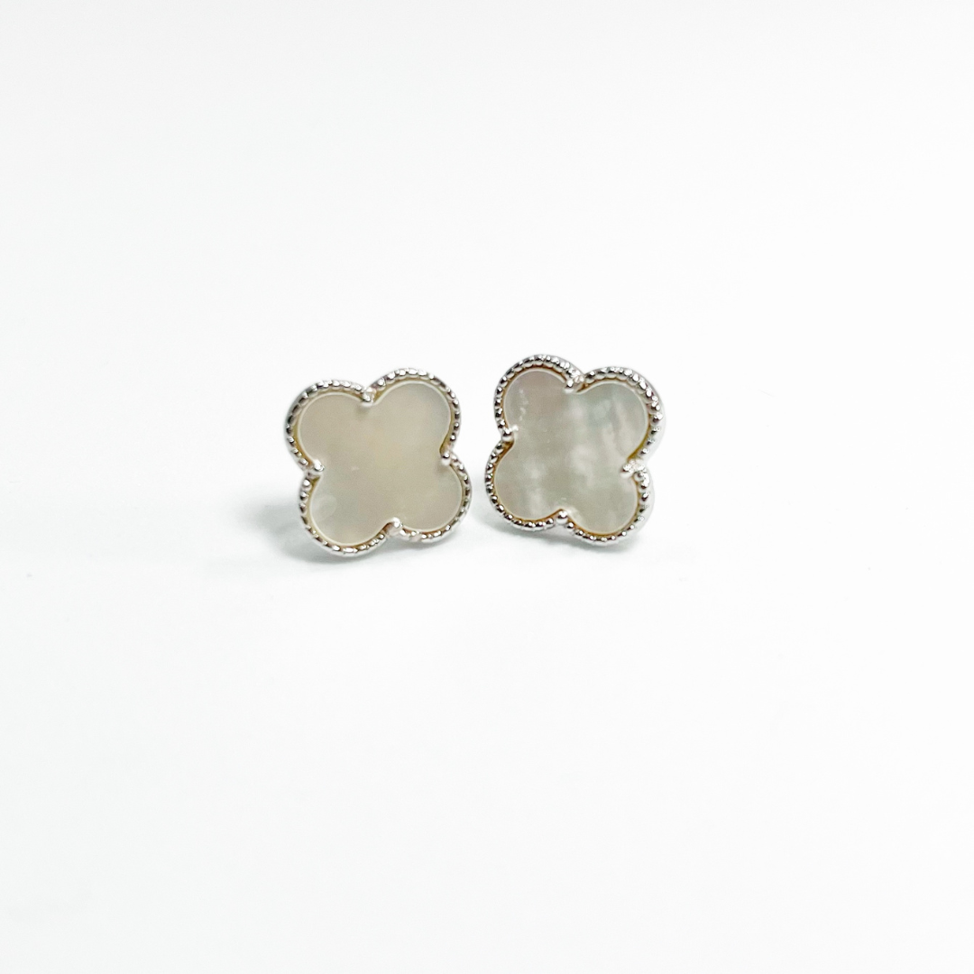 Mia Clover Stud Earrings