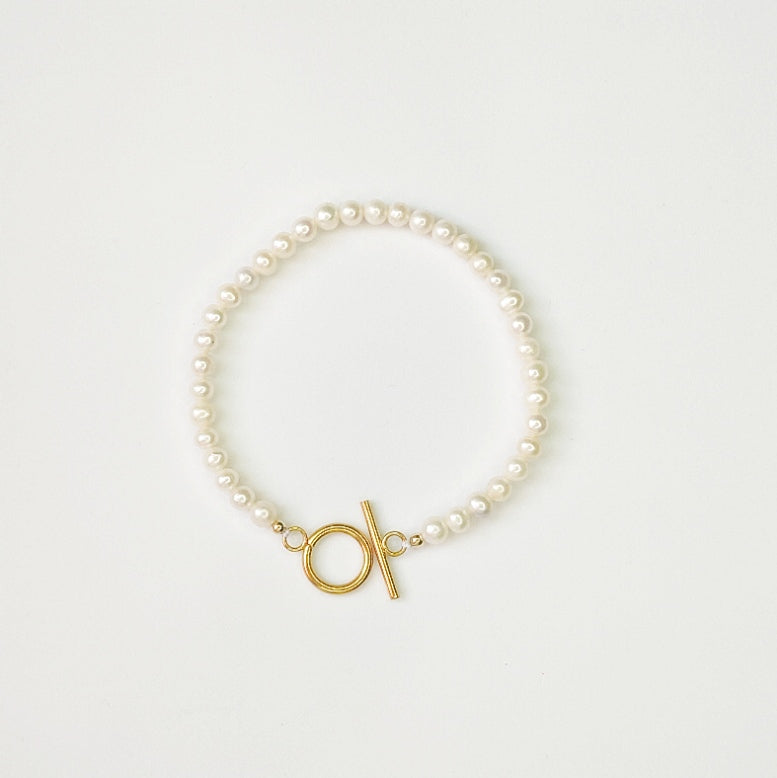 Janna Pearl Bracelet
