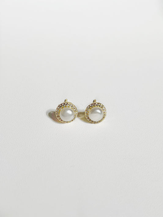 EOR0012 Stud Pearl Earrings