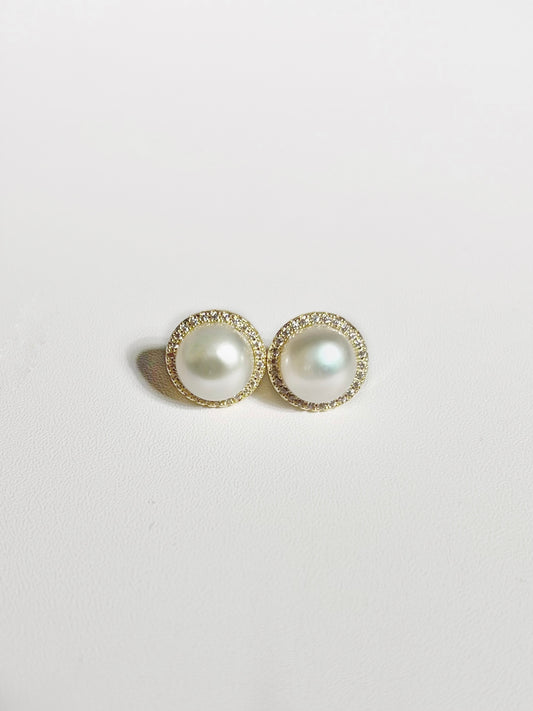 EOR0014 Stud Pearl Earrings