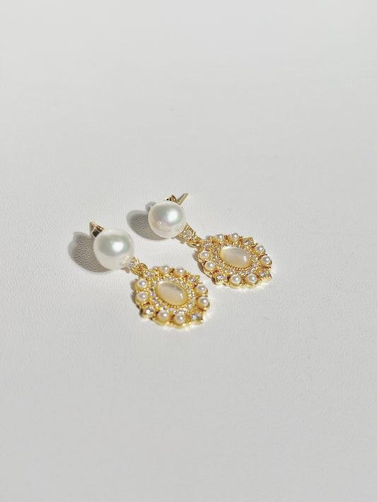 EOR0035 Dangle Pearl Earrings