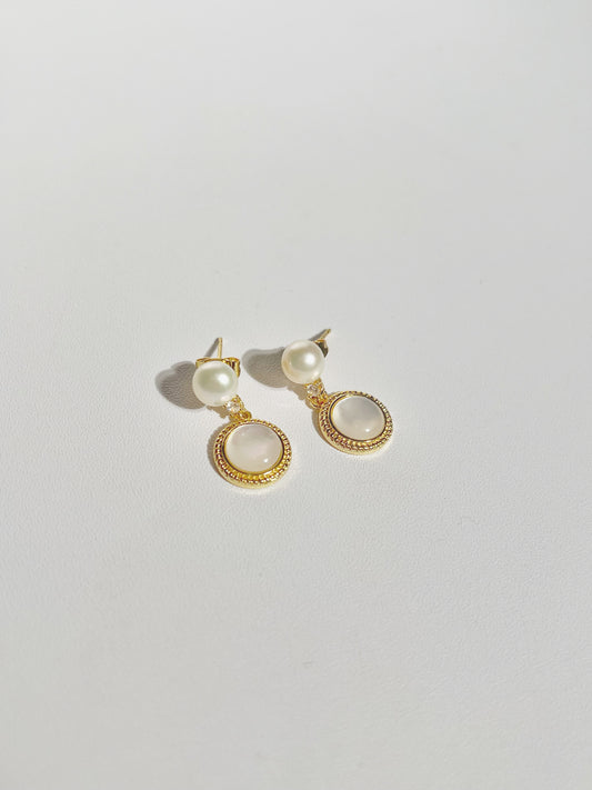 EOR0039 Dangle Pearl Earrings