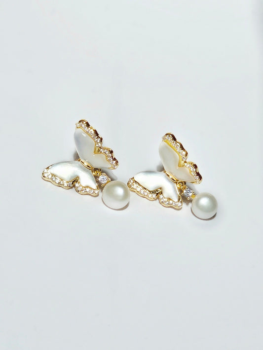 EOR0041 Dangle Pearl Earrings