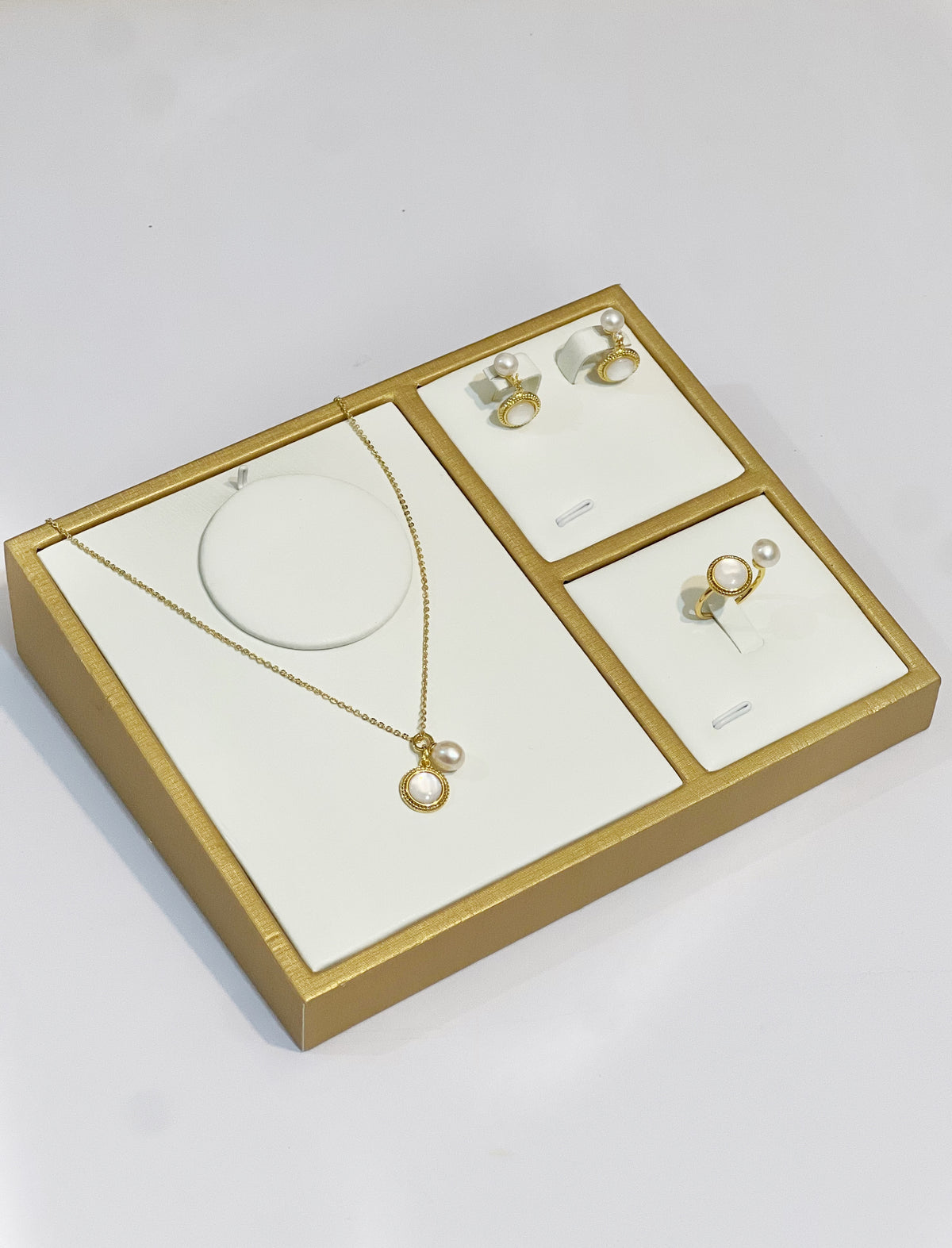 Pearl Set MOMSET02