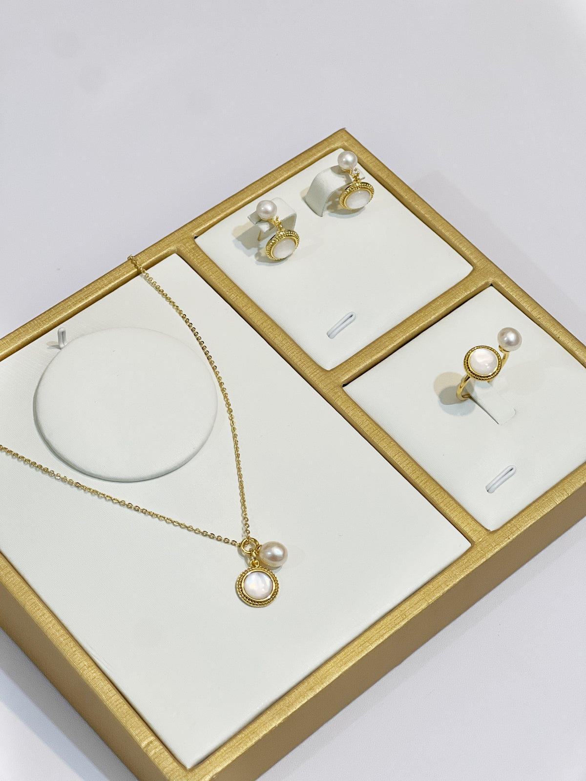 Pearl Set MOMSET02