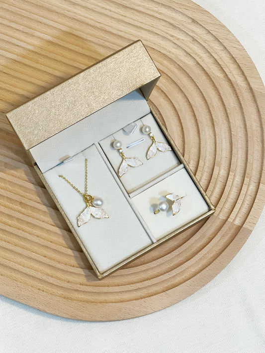 Pearl Set MOMSET07