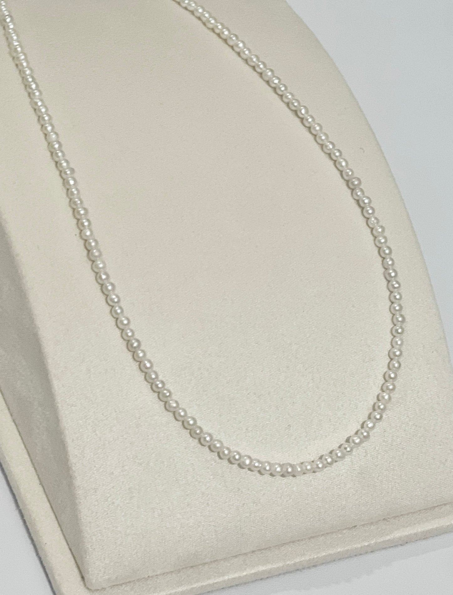 Nadia Pearl Necklace
