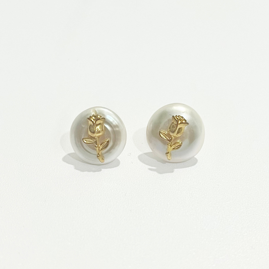 Warda Stud Earrings